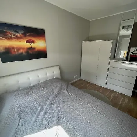 Apartmán Cozy 1-bedroom In Location With Terrace